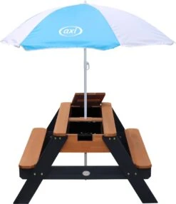 AXI Nick Zand & Water Picknicktafel In Antraciet/Bruin - Parasol Blauw/Wit - Picknick Tafel Voor Kinderen Van Hout -Tuinbenodigdheden Bevordering 1038x1200 1