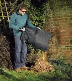 Black & Decker BLACK+DECKER GW3030-QS Bladblazer - 3000W - 50L Opvangbak - 16:1 Volumereductie 21 Black & Decker BLACK+DECKER GW3030-QS Bladblazer - 3000W - 50L Opvangbak - 16:1 Volumereductie -Tuinbenodigdheden Bevordering 1070x1200