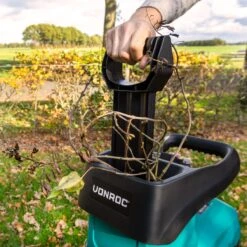 VONROC Stille Hakselaar/Shredder 2800W – Voor Takken Tot Ø45mm – Incl. 60L Opvangbak & Duwstok -Tuinbenodigdheden Bevordering 1200x1200 115
