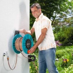 GARDENA - Wandslanghouder 60 Met Slanggeleider - Slanghouder - Maximale Capaciteit 60 Meter -Tuinbenodigdheden Bevordering 1200x1200 1426