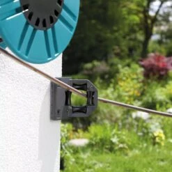 GARDENA - Wandslanghouder 60 Met Slanggeleider - Slanghouder - Maximale Capaciteit 60 Meter -Tuinbenodigdheden Bevordering 1200x1200 1428