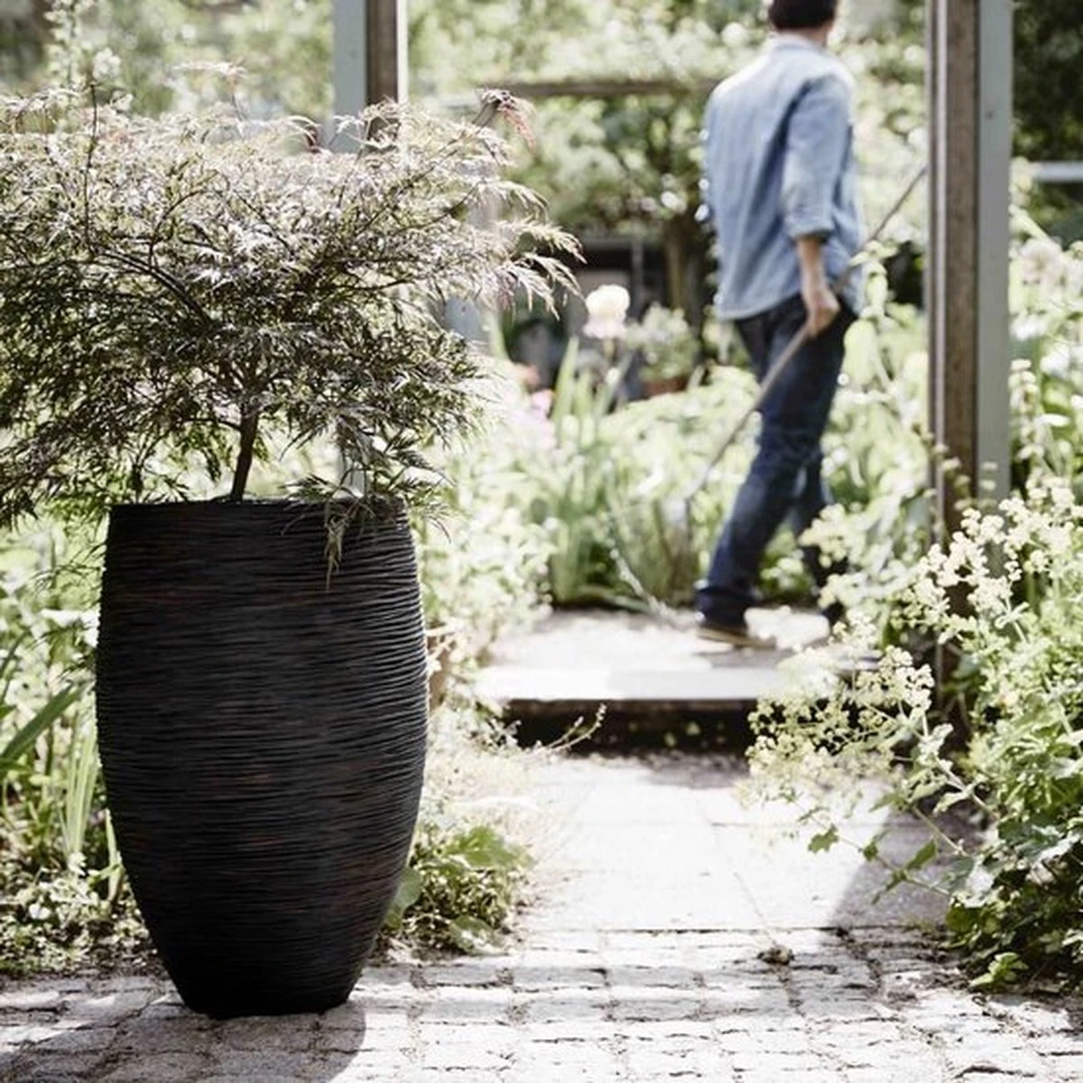 Capi Europe - Vaas Elegant Deluxe Rib NL - 40x60 - Zwart - Voor Binnen En Buiten - KBLR1131 17 Capi Europe - Vaas Elegant Deluxe Rib NL - 40x60 - Zwart - Voor Binnen En Buiten - KBLR1131 - Afbeelding 15