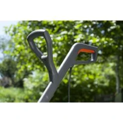 GARDENA - SmallCut Trimmer 300/23 - Grastrimmer (gemotoriseerd) - 300W - Maaibreedte 23 Cm -Tuinbenodigdheden Bevordering 1200x1200 172