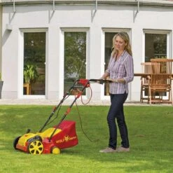 WOLF-Garten Elektrische Verticuteermachine VA 303 E - Werkbreedte 30 Cm - Opvangzak 35 L - 1300 W Motor - Moshark - Verticuteren - Opvangen -Tuinbenodigdheden Bevordering 1200x1200 177