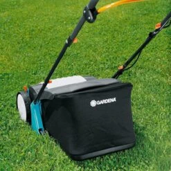 GARDENA EVC 1000 Verticuteermachine - Werkbreedte 30 Cm - Werkgebied 600m2 23 GARDENA EVC 1000 Verticuteermachine - Werkbreedte 30 Cm - Werkgebied 600m2 -Tuinbenodigdheden Bevordering 1200x1200 189