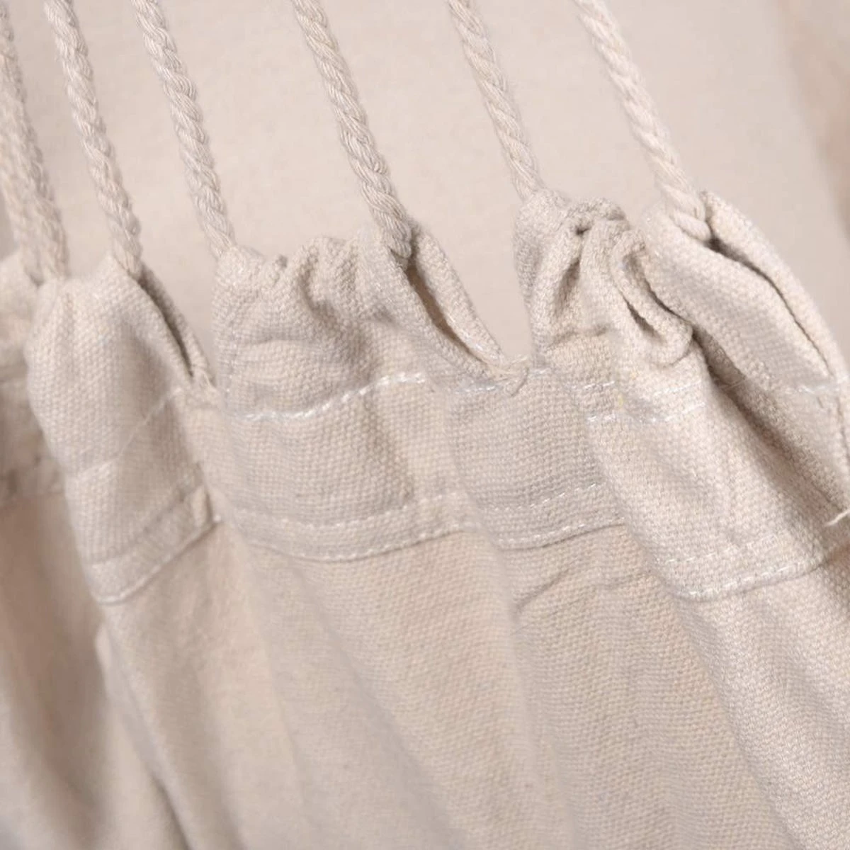 Potenza® Hangstoel – RUIM & COMFORTABEL - Binnen Of Buiten - 130x160 Cm - Belastbaar Tot 150 Kg - Incl. Bevestigingset Buiten – Creme 6 Potenza® Hangstoel – RUIM & COMFORTABEL - Binnen Of Buiten - 130x160 Cm - Belastbaar Tot 150 Kg - Incl. Bevestigingset Buiten – Creme - Afbeelding 4