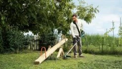 Bosch AFS 23-37 Bosmaaier - 950 W - Op Snoer - Incl. Mes En Draad -Tuinbenodigdheden Bevordering 1200x675 17