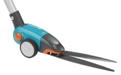 GARDENA Comfort Grasschaar - Op Steel -Tuinbenodigdheden Bevordering 1200x741 1