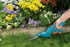 GARDENA Classic Grasschaar Vast Model -Tuinbenodigdheden Bevordering 1200x798 7