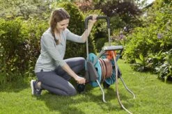GARDENA - AquaRoll M CleverRoll Easy Slangenwagen - Maximaal 60 Meter - Inklapbare Zwengel 24 GARDENA - AquaRoll M CleverRoll Easy Slangenwagen - Maximaal 60 Meter - Inklapbare Zwengel -Tuinbenodigdheden Bevordering 1200x799 155