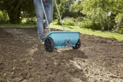 GARDENA - Strooiwagen L - Strooikar - 400m2 - 12.5 Liter -Tuinbenodigdheden Bevordering 1200x799 48