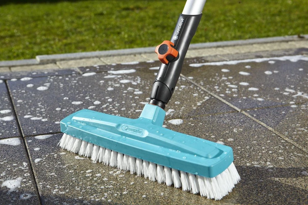 GARDENA Combisysteem - Schrobber - Werkbreedte 30 Cm - Aanbevolen Steellengte 130/150 Cm 6 GARDENA Combisysteem - Schrobber - Werkbreedte 30 Cm - Aanbevolen Steellengte 130/150 Cm - Afbeelding 4