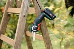 Bosch AdvancedCut 18 Microkettingzaag - Met 1 X 18 V Accu En Lader -Tuinbenodigdheden Bevordering 1200x800 146