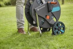 GARDENA - AquaRoll L CleverRoll L Easy Set Slangenwagen - Maximaal 50 Meter - Verstelbare Handgreep 14 GARDENA - AquaRoll L CleverRoll L Easy Set Slangenwagen - Maximaal 50 Meter - Verstelbare Handgreep -Tuinbenodigdheden Bevordering 1200x800 397