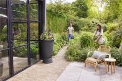 Elho Green Basics Regenton Plus 105 - Regenton Voor Kweken En Oogsten - Ø 58.4 X H 80.4 Cm - Zwart/Living Black 9 Elho Green Basics Regenton Plus 105 - Regenton Voor Kweken En Oogsten - Ø 58.4 X H 80.4 Cm - Zwart/Living Black -Tuinbenodigdheden Bevordering 1200x800 401