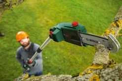 Bosch UniversalHedgePole 18 Heggenschaar Op Steel - Met 18 V Accu En Lader -Tuinbenodigdheden Bevordering 1200x800 64