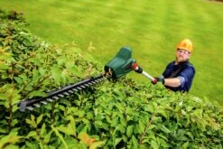 Bosch UniversalHedgePole 18 Heggenschaar Op Steel - Met 18 V Accu En Lader -Tuinbenodigdheden Bevordering 1200x800 65