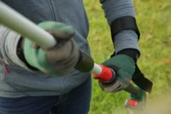 Bosch UniversalHedgePole 18 Heggenschaar Op Steel - Met 18 V Accu En Lader -Tuinbenodigdheden Bevordering 1200x800 67