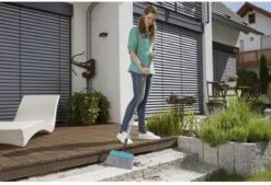 GARDENA Combisystem Terrasbezem - Breedte 32cm - Geadviseerde Steellengte 130cm -Tuinbenodigdheden Bevordering 1200x822 2