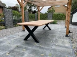 Tuintafel Douglas 300 Cm X 90 Cm | Stalen Poten | 8-10 Personen | DuuMaa -Tuinbenodigdheden Bevordering 1200x899 7