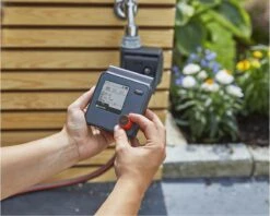 GARDENA - Select Computer Besproeiingscomputer - 3 Besproeiingen Per Dag -Tuinbenodigdheden Bevordering 1200x962