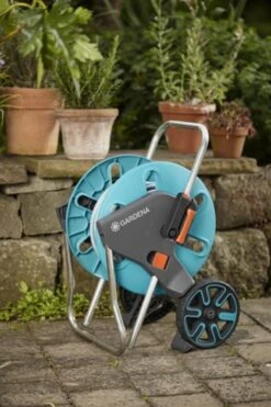 GARDENA - AquaRoll CleverRoll S Set Slangenwagen - Incl. 20 M Slang - Maximaal 40 M Opbergcapaciteit -Tuinbenodigdheden Bevordering 798x1200 10