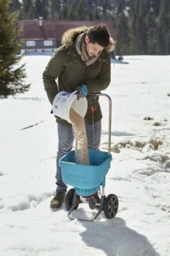 GARDENA Strooiwagen XL Strooikar - 800m2 - 18 Liter 15 GARDENA Strooiwagen XL Strooikar - 800m2 - 18 Liter -Tuinbenodigdheden Bevordering 799x1200 23