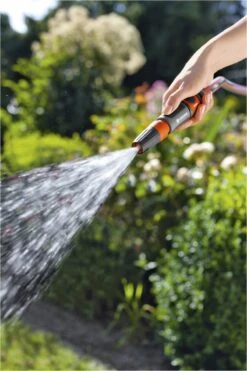 GARDENA Tuinspuit - Spuitpistool 25 GARDENA Tuinspuit - Spuitpistool -Tuinbenodigdheden Bevordering 800x1200 107