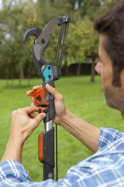 GARDENA Combisysteem Aambeeld Boomschaar Takkenschaar - 35mm -Tuinbenodigdheden Bevordering 800x1200 11