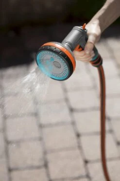 GARDENA - Comfort Broeskop - 5 Straalsoorten - Grijs 28 GARDENA - Comfort Broeskop - 5 Straalsoorten - Grijs -Tuinbenodigdheden Bevordering 800x1200 94