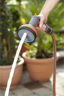 GARDENA - Comfort Broeskop - 5 Straalsoorten - Grijs 22 GARDENA - Comfort Broeskop - 5 Straalsoorten - Grijs -Tuinbenodigdheden Bevordering 801x1200 12