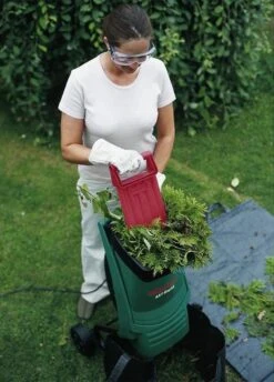 Bosch AXT Rapid 2200 Hakselaar - 2200 W - 90 Kg/u -Tuinbenodigdheden Bevordering 862x1200